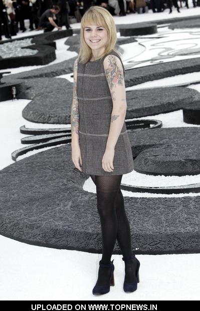 Beatrice Martin at Paris Fashion Week Spring Summer 2011 Chanel 