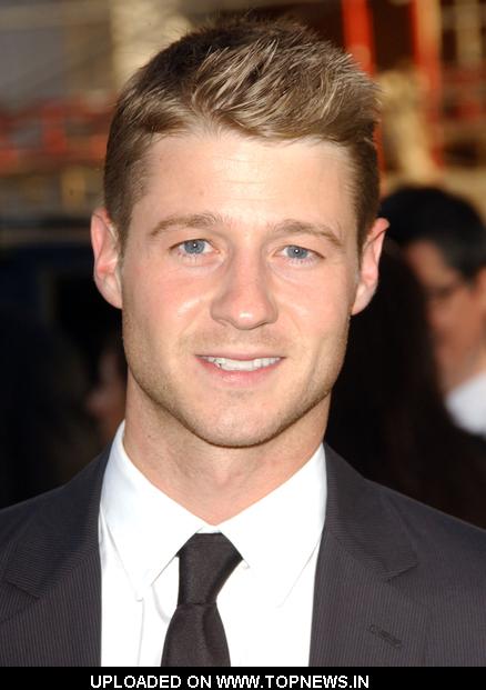 benjamin mckenzie 2011. Benjamin McKenzie at