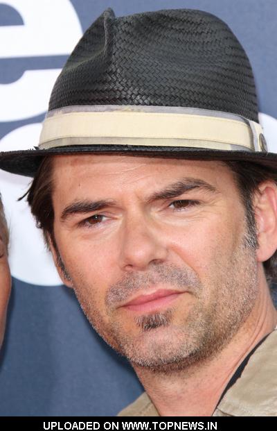 Billy Burke at 2011 MTV Movie Awards - Arrivals Billy Burke at 2011 MTV Movie Awards - Arrivals