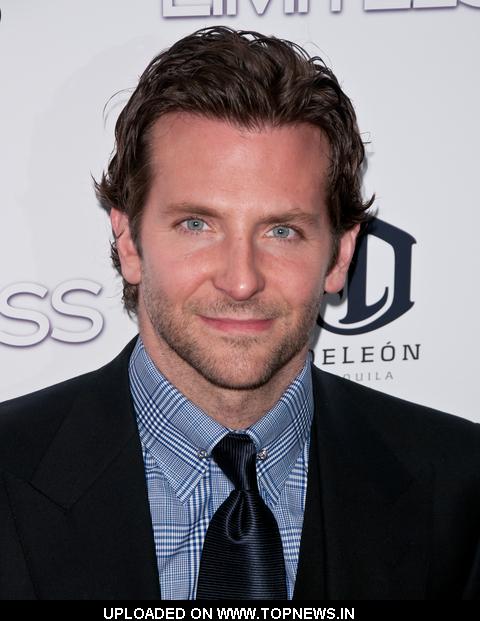 Bradley Cooper at "Limitless" New York City Premiere - Arrivals
