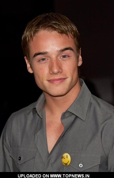 Brando Eaton at "Watchmen" U.S. Premiere - Arrivals