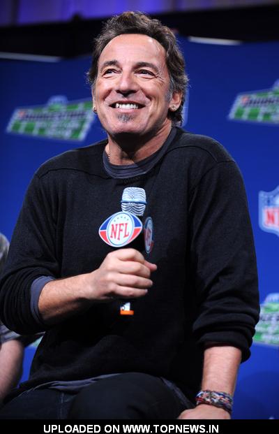 Bruce Springsteen at 2008 NFL Super Bowl XLIII Halftime Show Press 
