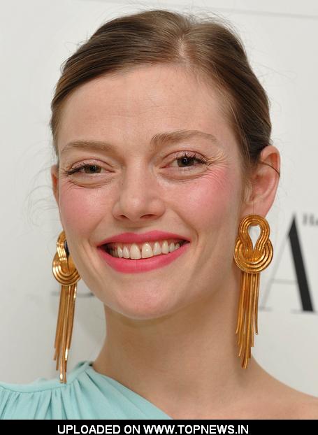 http://www.topnews.in/files/images/Camilla-Rutherford2_0.jpg