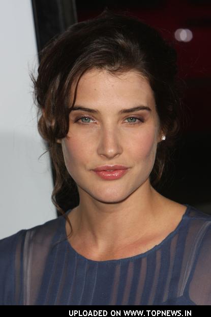 Cobie Smulders - Wallpaper Actress