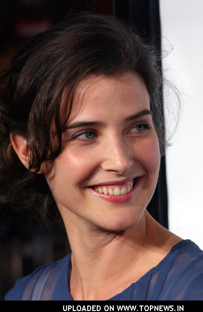 Cobie-Smulders8.jpg