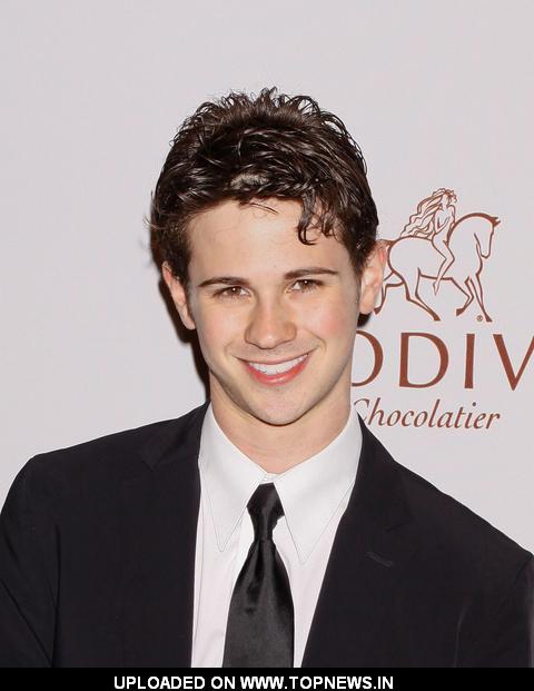 Connor Paolo at 2009 Chocolat au Vin Event Benefiting St Jude Children's