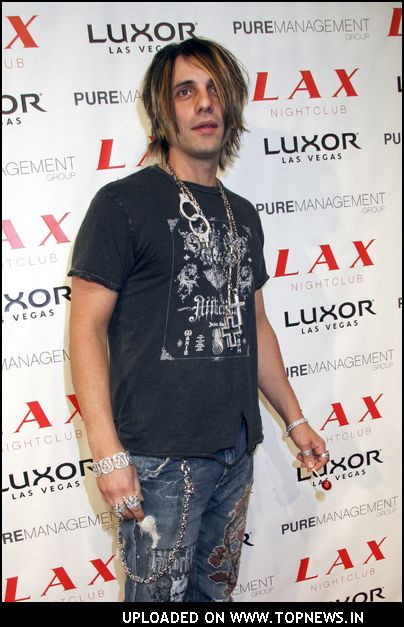 克里斯·安吉尔_克里斯安吉尔收入(2)