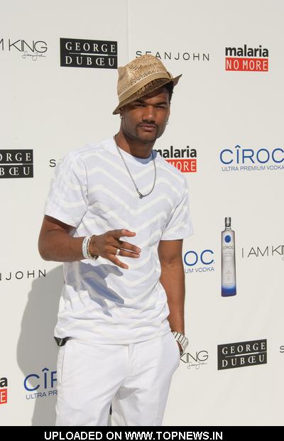 Damien Dante Wayans at Sean "Diddy" Combs, Ashton Kutcher and Malaria No More Host the Annual White Party Damien Dante Wayans at Sean "Diddy" Combs, Ashton Kutcher and Malaria No More Host the Annual White Party