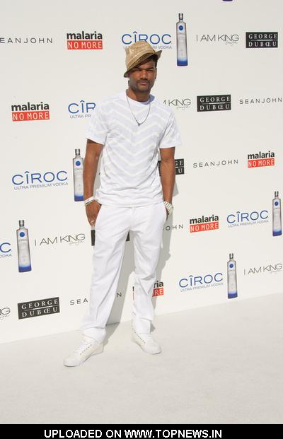 Damien Dante Wayans at Sean "Diddy" Combs, Ashton Kutcher and Malaria No More Host the Annual White Party Damien Dante Wayans at Sean "Diddy" Combs, Ashton Kutcher and Malaria No More Host the Annual White Party