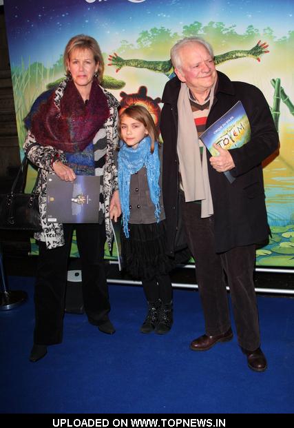 david jason and family at cirque du soleil