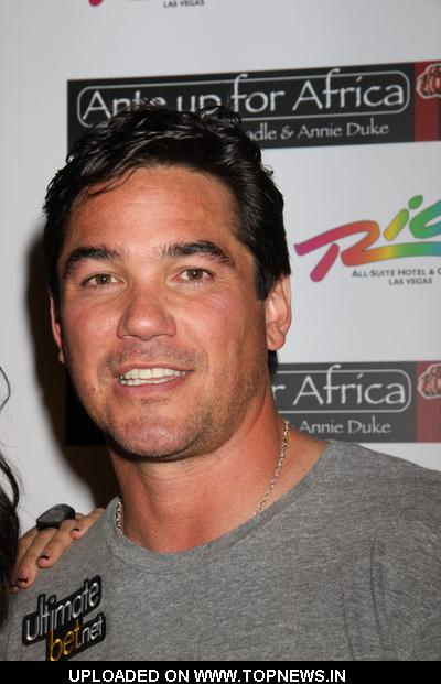 mindy mccready and dean cain. (Dean cain biography) / (dean