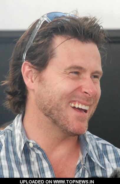 Dean McDermott Filming a Show at InvenTORI in Sherman Oaks