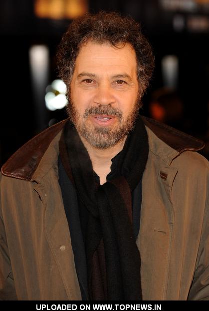 Edward Zwick at "Defiance" London Premiere - Arrivals Edward Zwick at "Defiance" London Premiere - Arrivals