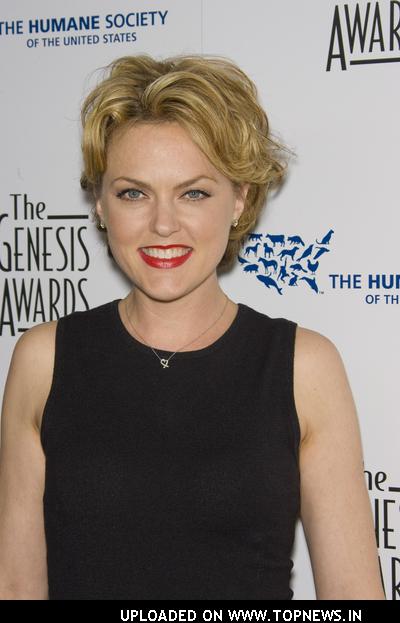Elaine Hendrix at 22nd Genesis Awards - Arrivals