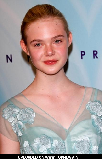 Elle Fanning at Women In Film's 2011 Crystal Lucy Awards Arrivals Elle Fanning at Women In Film's 2011 Crystal Lucy Awards Arrivals
