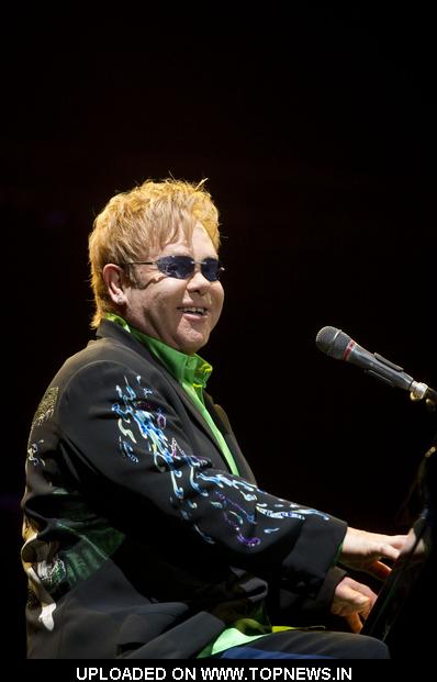 Elton John in Concert to Benefit Mexican Education in San Francisco 