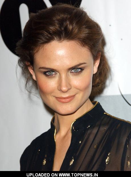 Emily Deschanel at 2009 FOX Winter AllStar Party Arrivals