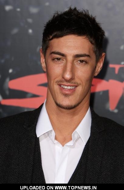 eric balfour lookalike