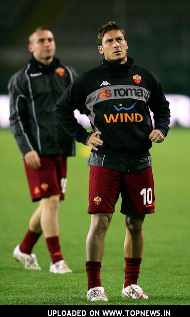 Francesco Totti at Serie A Soccer Match - Juventus Vs. AS Roma - February 16, 2008