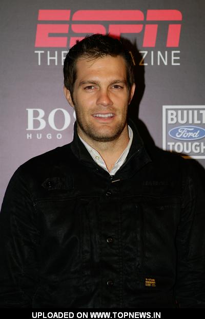 Geoff Stults - Wallpaper Hot