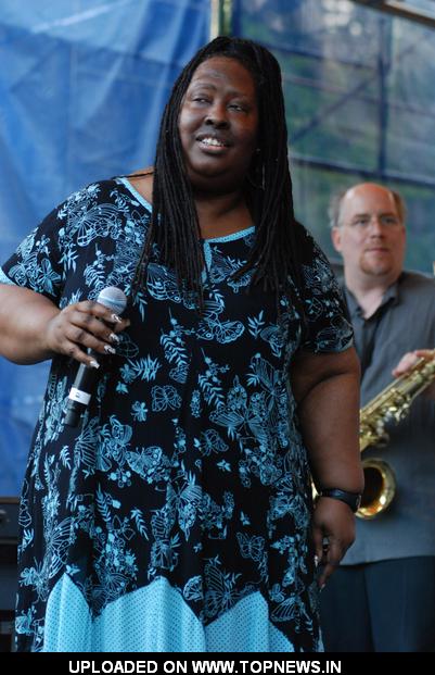 Inetta Visor at The 25th Annual Chicago Blues Festival Inetta Visor at The 25th Annual Chicago Blues Festival