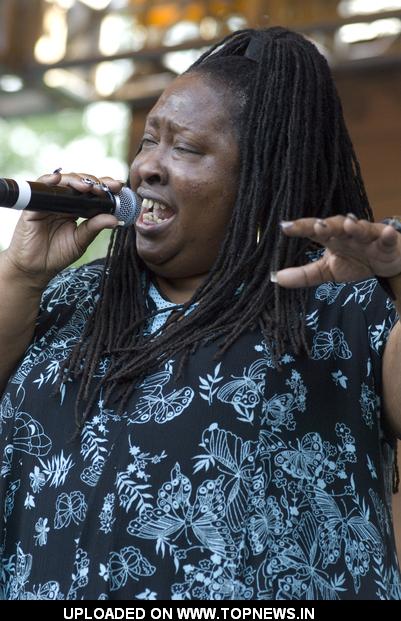 Inetta Visor at The 25th Annual Chicago Blues Festival 
