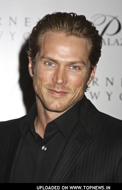 Jason Lewis