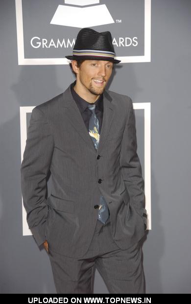 Jason Mraz at 51st Annual GRAMMY Awards - Arrivals Jason Mraz at 51st Annual GRAMMY Awards - Arrivals