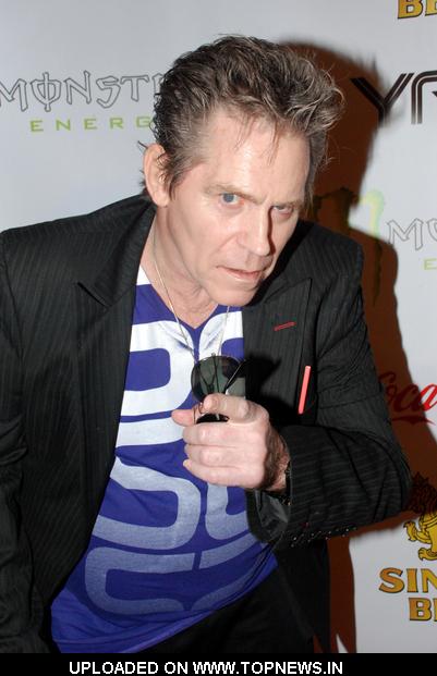 jeff conaway 2011. Jeff Conaway at New Year#39;s Eve