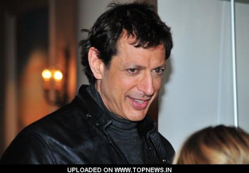 Jeff Goldblum at 2008 NFL - Super Bowl XLIII - NBC Universal Pre-Superbowl Event Arrivals