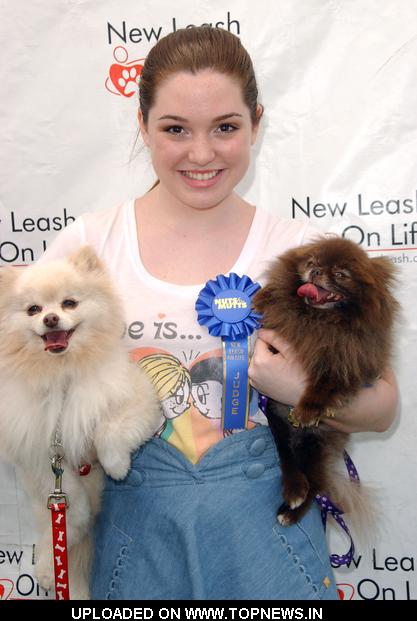 Jennifer Stone  at  8th Annual Nuts For Mutts Dog Show & Pet Fair - Arrivals