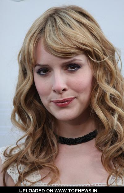 Jenny Wade - Wallpaper
