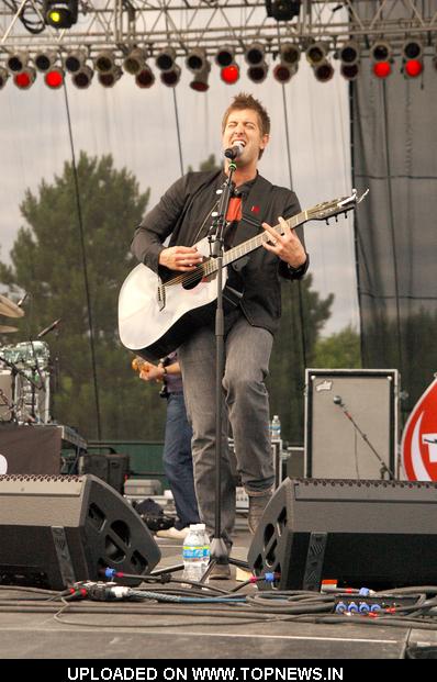 Jeremy Camp at Day 1 of Ignite Chicago 2009 - July 18, 2009