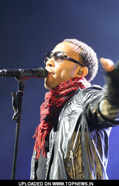 Borgata Casino Hotel Atlantic City on Legend In Concert At The Borgata Hotel And Casino February 7 2009
