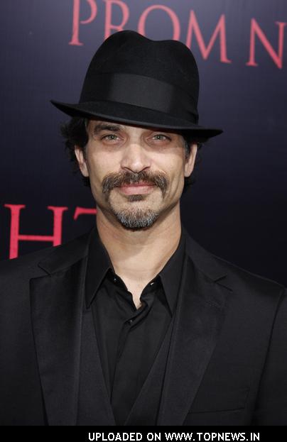 Johnathon Schaech