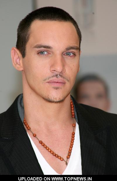 Jonathan Rhys Meyers btw this haircut on guys is such a turn on