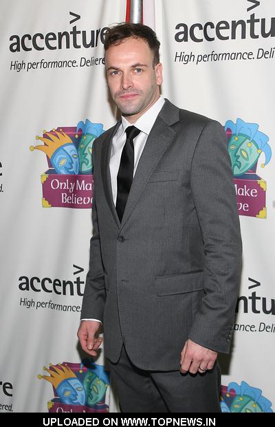 Jonny Lee Miller at "Only Make Believe" 10th Anniversary Gala - Arrivals Jonny Lee Miller at "Only Make Believe" 10th Anniversary Gala - Arrivals