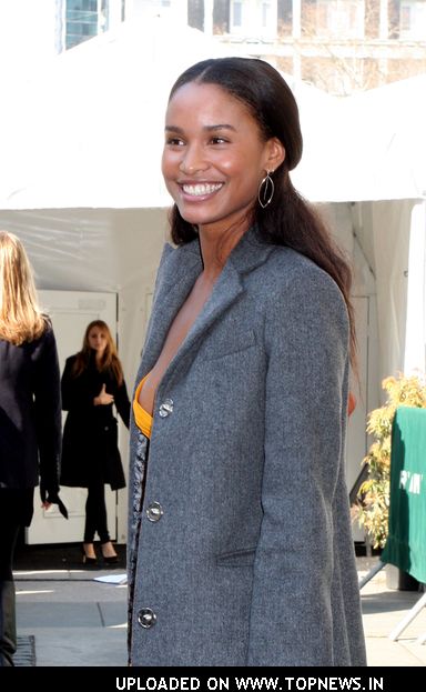 Joy Bryant at MercedesBenz Fashion Week Fall 2008 Herve Leger By Max 