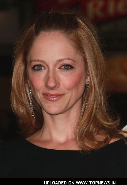 Jan 7 2008 Judy Greer 27 Dresses Los Angeles Premiere Arrivals Photo 