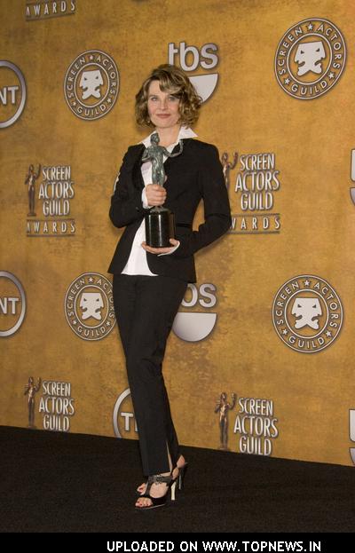 Julie Christie at 14th Annual Screen Actors Guild Awards - Press Room