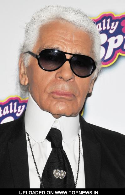 karlkarl lagerfeld behind