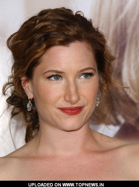 Kathryn Hahn at "Revolutionary Road" World Premiere - Arrivals Kathryn Hahn at "Revolutionary Road" World Premiere - Arrivals