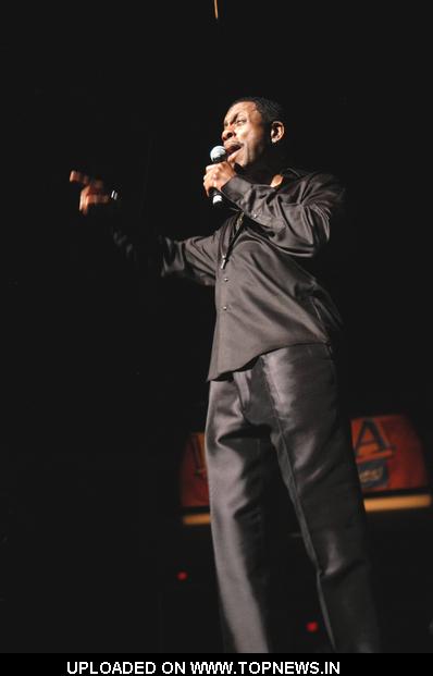 Keith Sweat at 2011 Mega 97.9 New Year's Day Jam Starring Bobby Brown,Keith Sweat and MC Hammer 2011-01-01 Keith Sweat at 2011 Mega 97.9 New Year's Day Jam Starring Bobby Brown,Keith Sweat and MC Hammer 2011-01-01