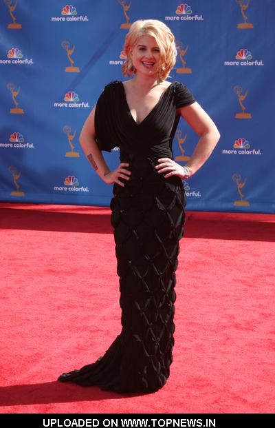 Kelly Osbourne at 2010 Primetime Emmy Awards - Arrivals Kelly Osbourne at 2010 Primetime Emmy Awards - Arrivals