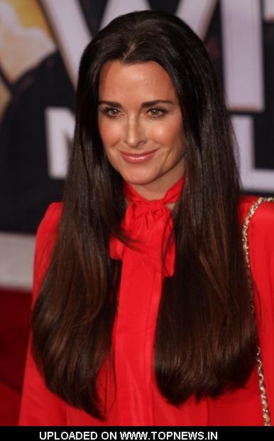 Kyle Richards Hair Extensions | name 3 celebrities that have the best hair in general Kyle Richards Hair Extensions | name 3 celebrities that have the best hair in general