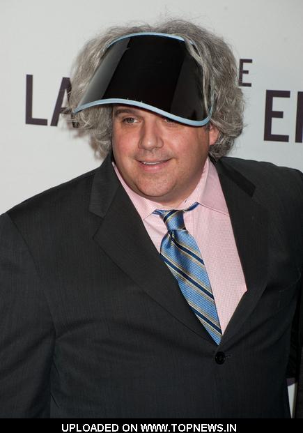 curly hair with bangs and layers. layered curly bob with side