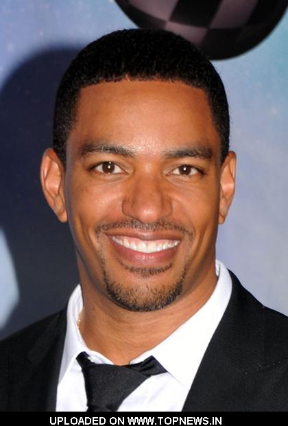 Laz Alonso at 2011 BET Awards - Press Room 