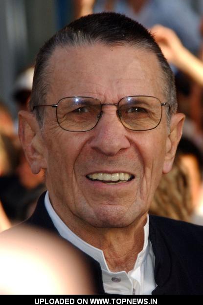Leonard Nimoy  at "Star Trek" Los Angeles Premiere - Arrivals