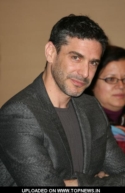 Leonardo Sbaraglia at 2010 International Emmy World Television Festival - Nominee Panels Leonardo Sbaraglia at 2010 International Emmy World Television Festival - Nominee Panels