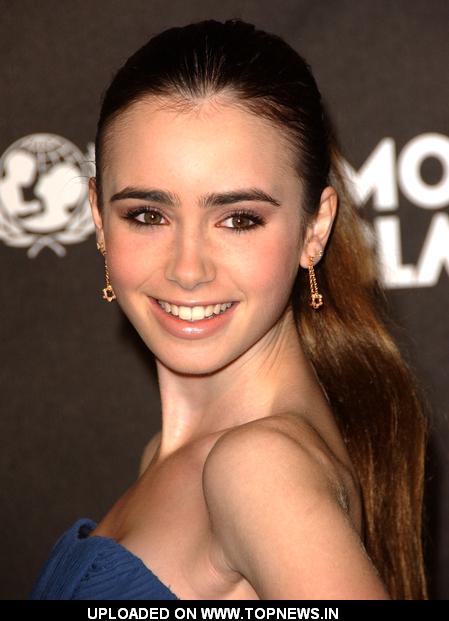 shes pretty lilly collins